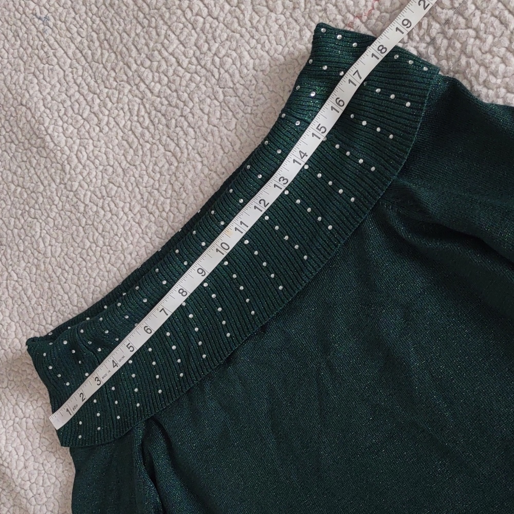 Questions 2X Metallic Rhinestone Ribbed Trim Turtleneck Green Sweater - Picture 4 of 16